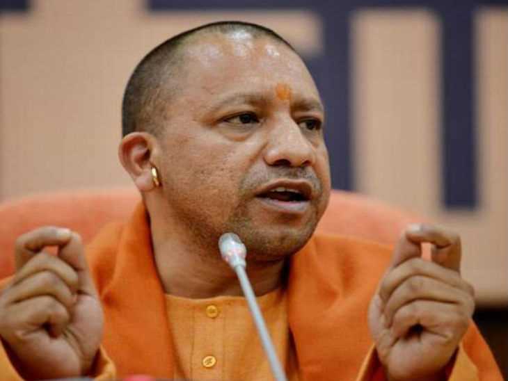 दूसरों की धार्मिक भावना को आहत करने वालों के साथ कड़ाई से निपटें : मुख्यमंत्री योगी